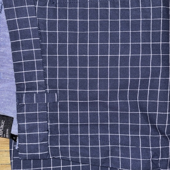 Bannana Republic Men’s shorts Size 31 - Picture 2 of 4